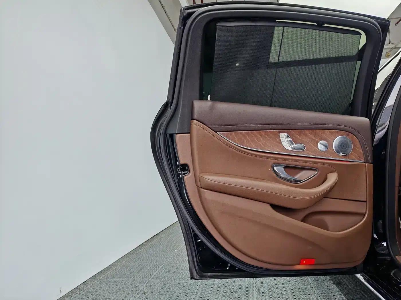Mercedes-Benz E-Class 2019 Facelift E 300 L Luxury — миниатюра 14