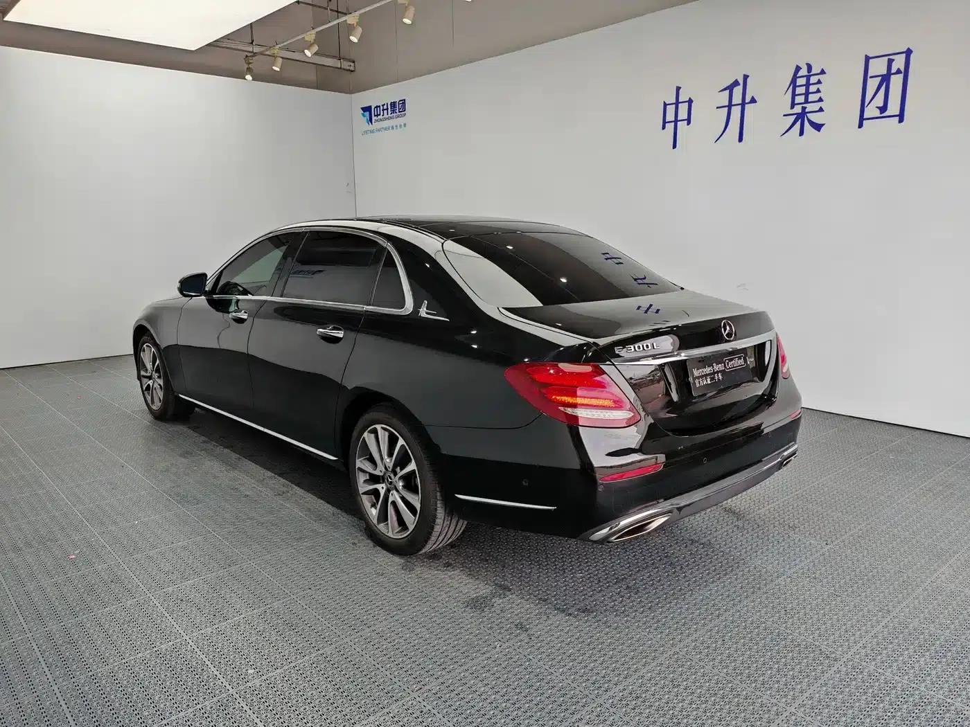 Mercedes-Benz E-Class 2019 Facelift E 300 L Luxury — миниатюра 4