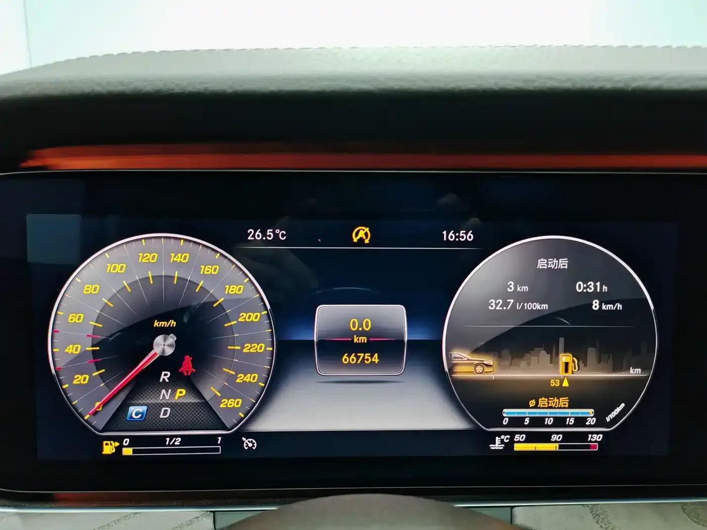 Mercedes-Benz E-Class 2019 Facelift E 300 L Luxury — миниатюра 8
