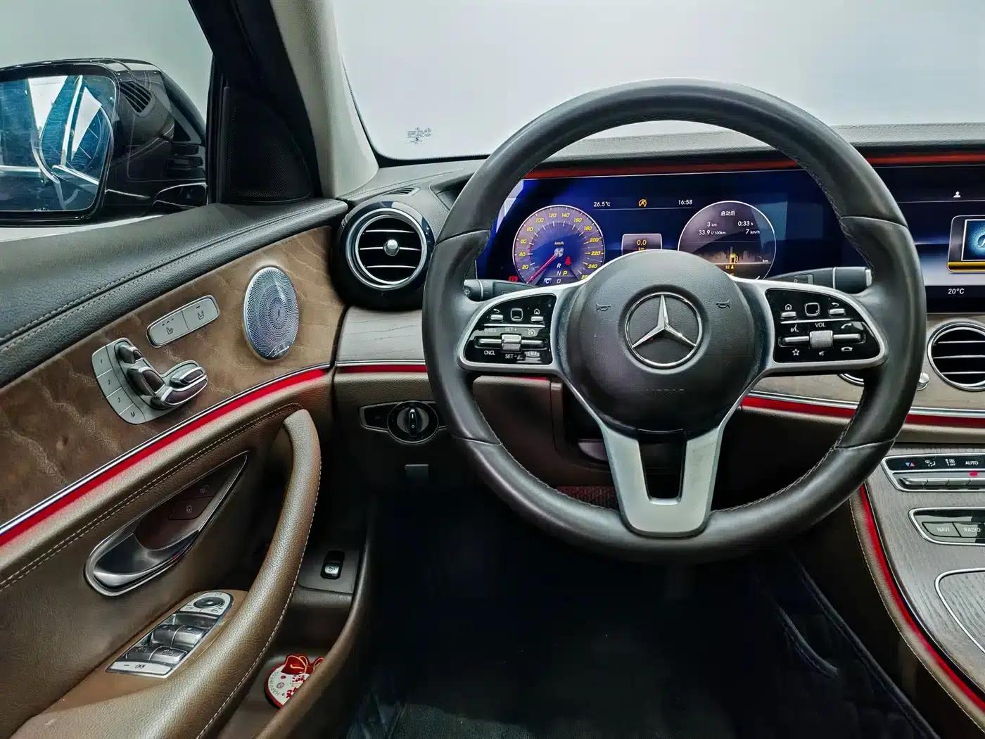 Mercedes-Benz E-Class 2019 Facelift E 300 L Luxury — миниатюра 9