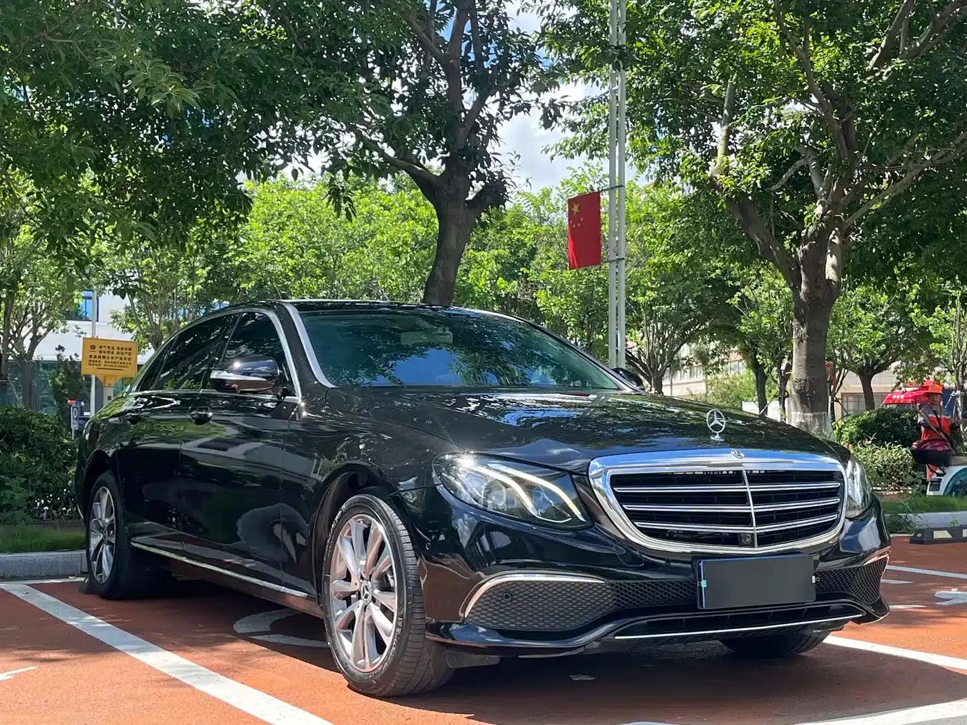Mercedes-Benz E-Class 2019 E 300 L Fashion Edition — миниатюра 3