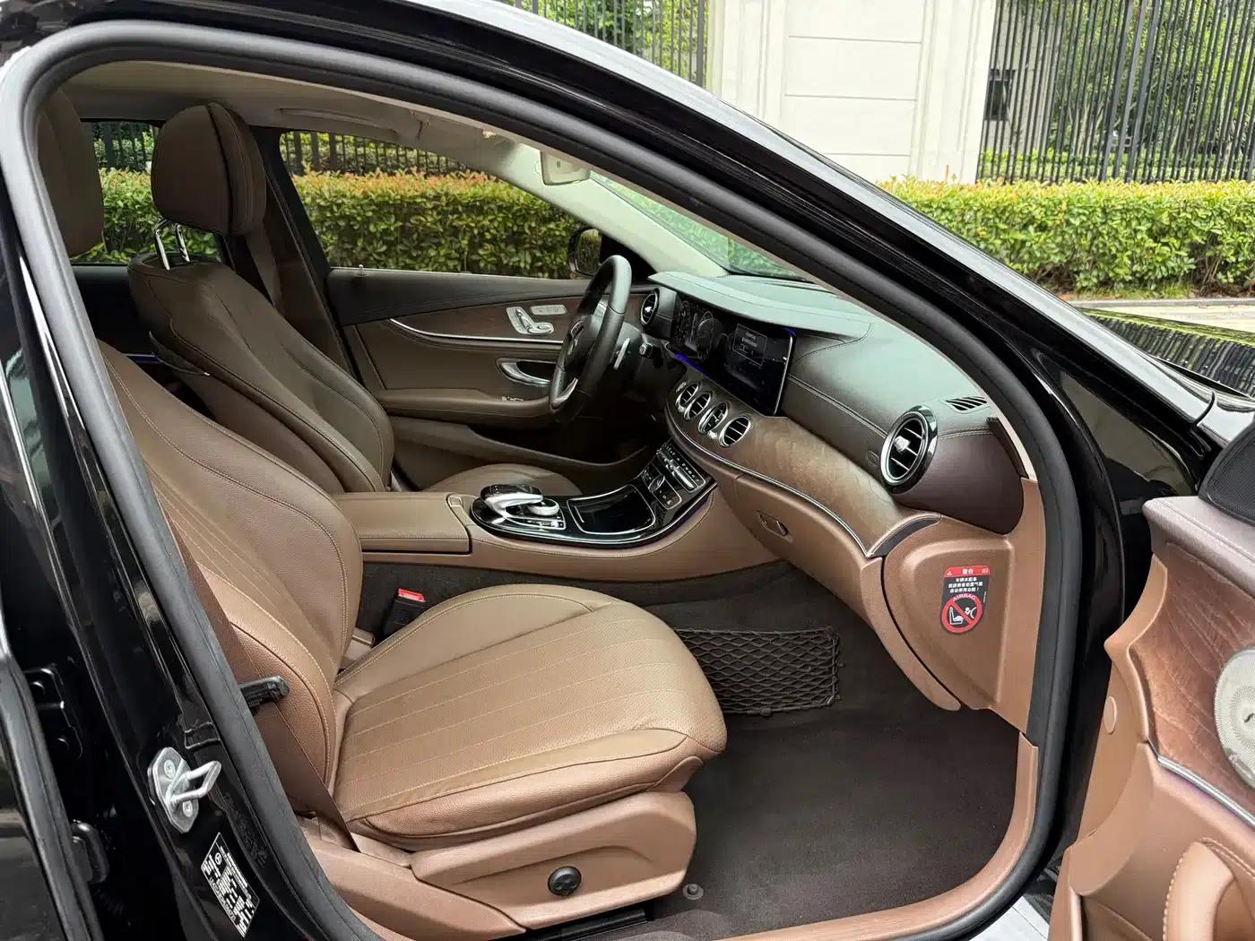 2017 Mercedes-Benz E-Class E 300 L Luxury — миниатюра 8