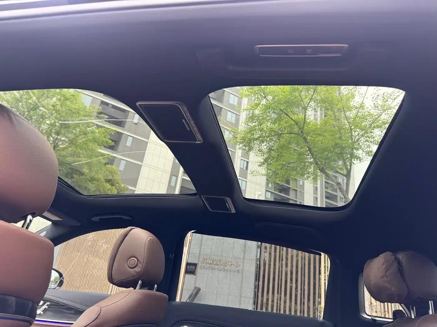 Mercedes-Benz E-Class 2022 E 300 L Sport Luxury — миниатюра 23