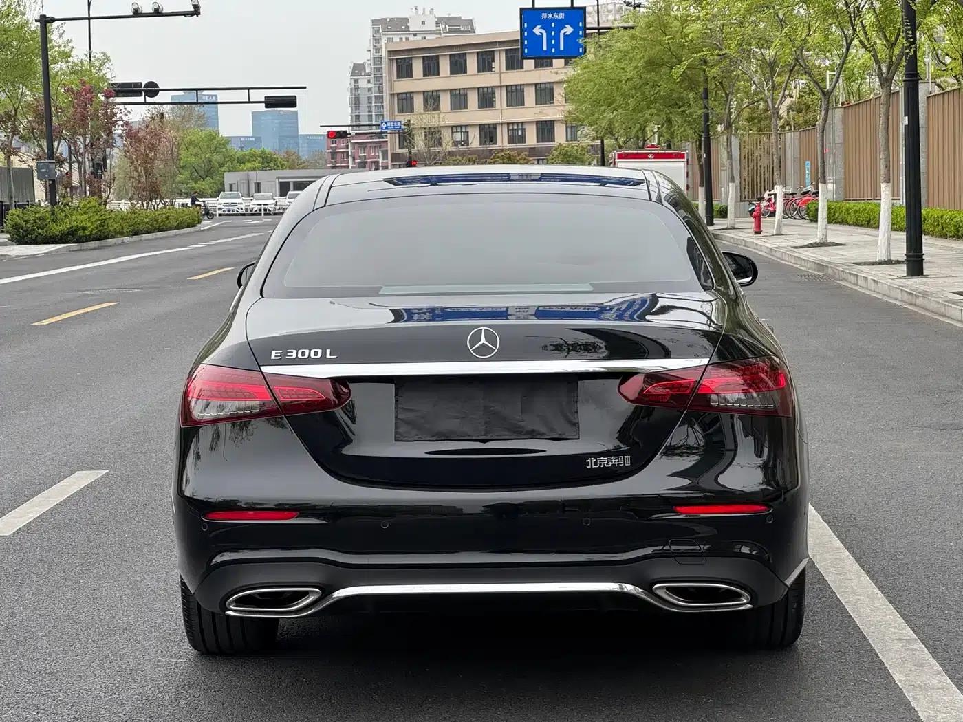 Mercedes-Benz E-Class 2022 E 300 L Sport Luxury — миниатюра 4
