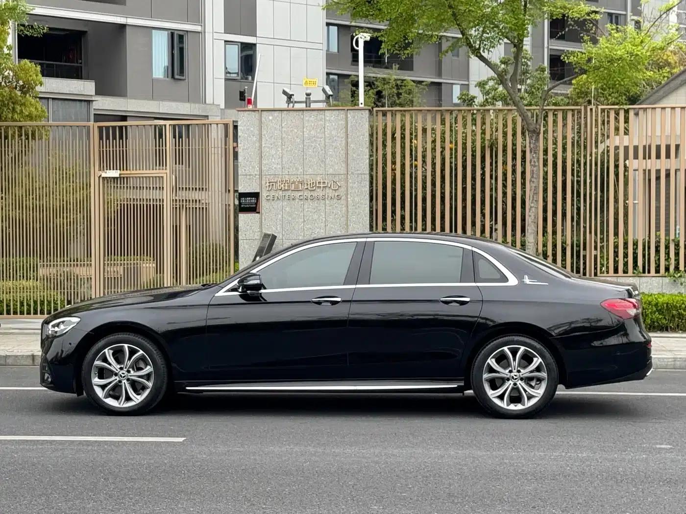 Mercedes-Benz E-Class 2022 E 300 L Sport Luxury — миниатюра 5