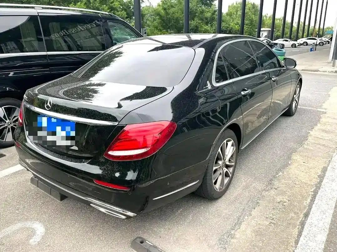 Mercedes-Benz E-Class 2019 E 300 L Fashion Edition — миниатюра 7
