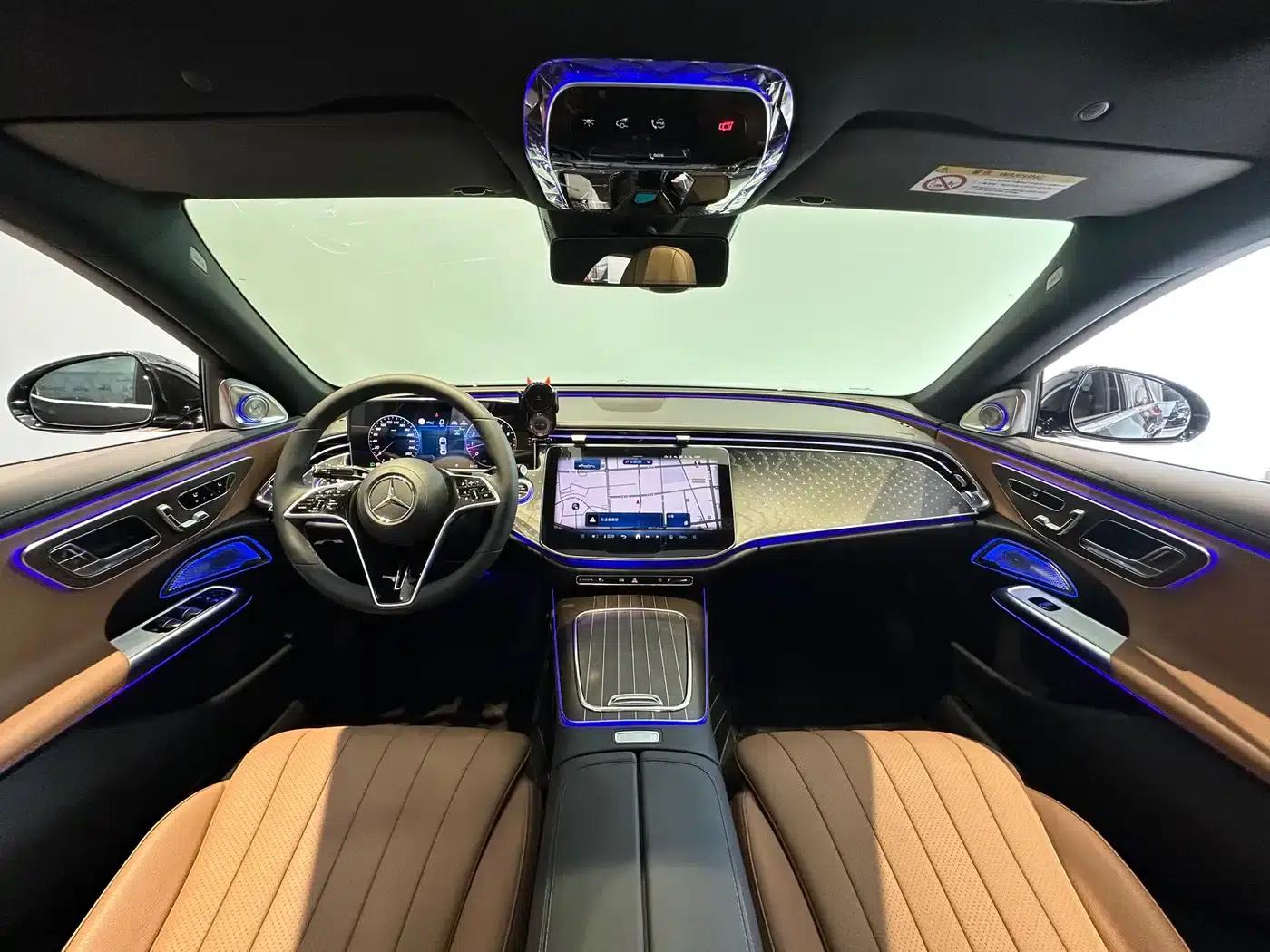 Mercedes-Benz E-Class 2025 E 300 L Fashion Edition — миниатюра 12