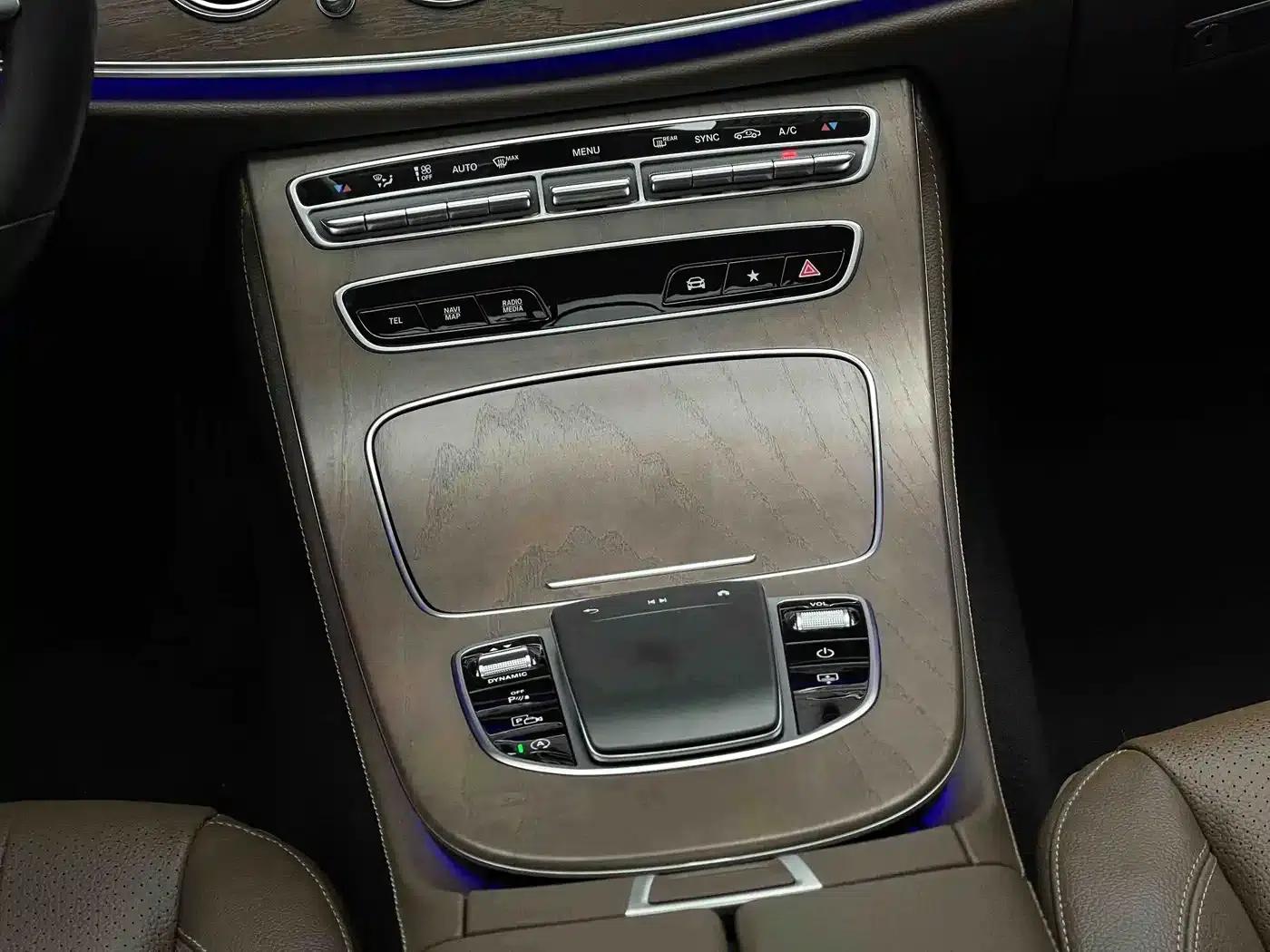 2021 Mercedes-Benz E-Class E 300 L Luxury — миниатюра 10