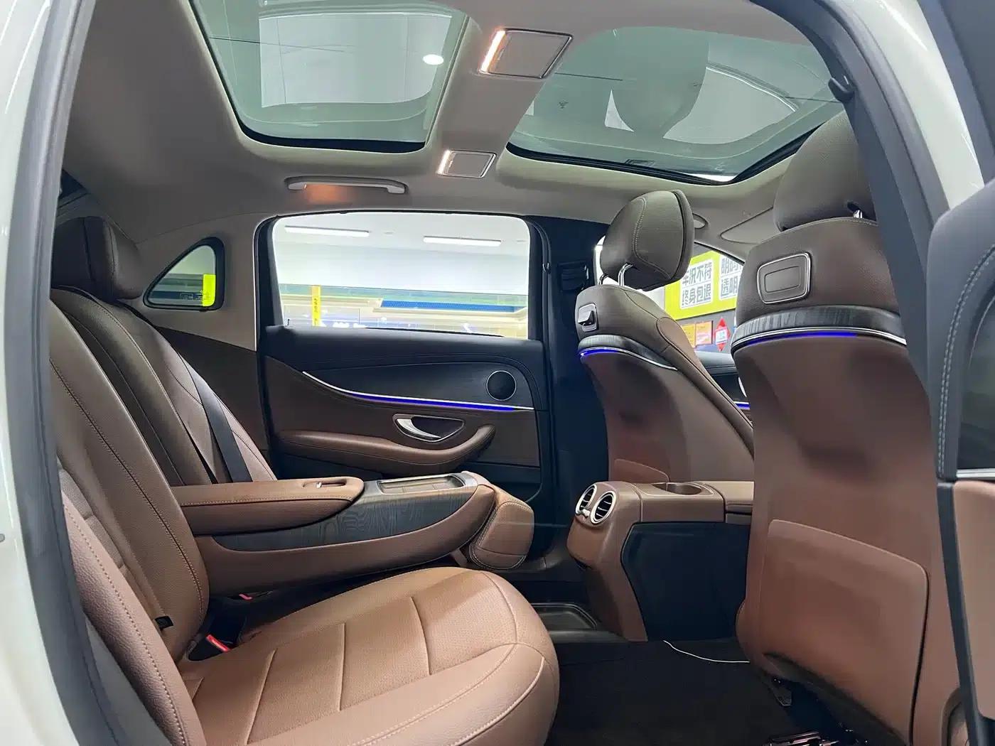 Mercedes-Benz E-Class 2017 E 300 L Sport Luxury — миниатюра 23