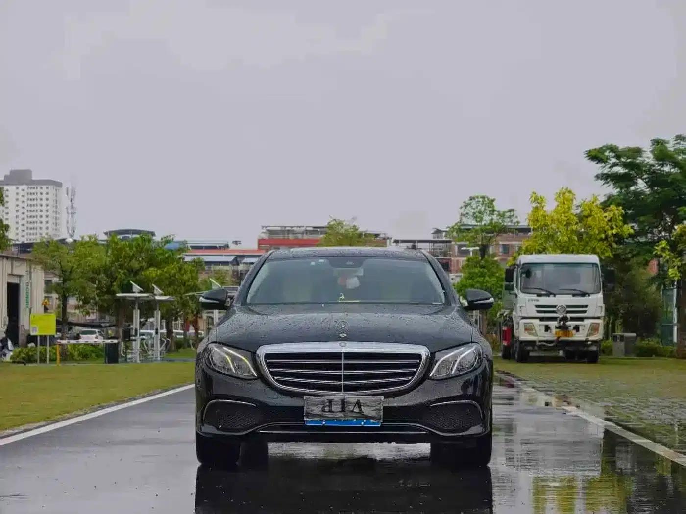2016 Mercedes-Benz E-Class E 300 L Fashion Edition — миниатюра 2