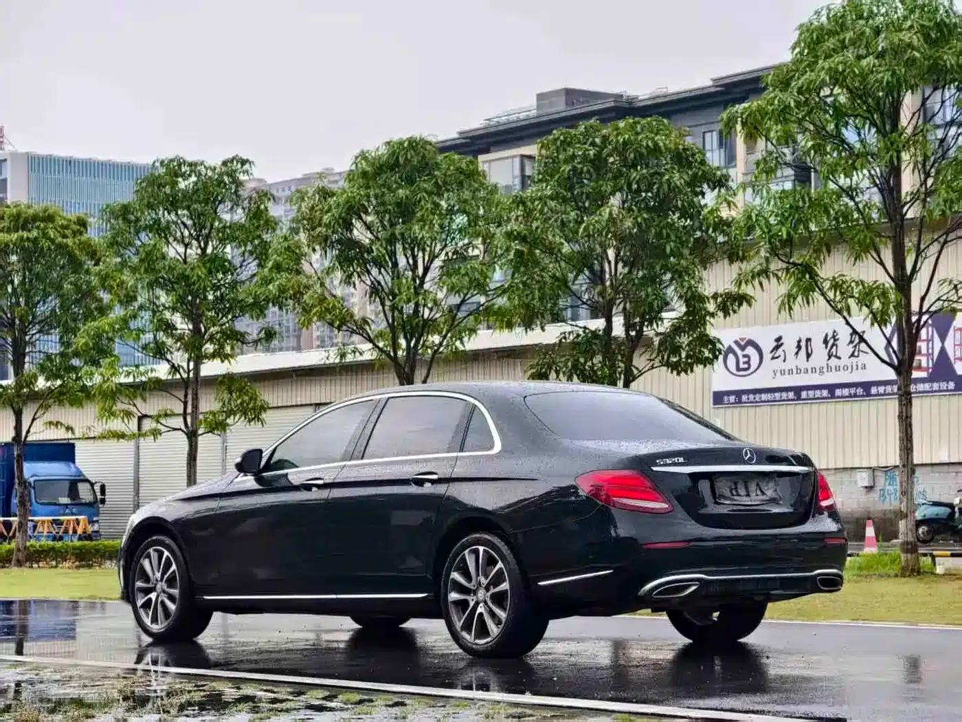 2016 Mercedes-Benz E-Class E 300 L Fashion Edition — миниатюра 7