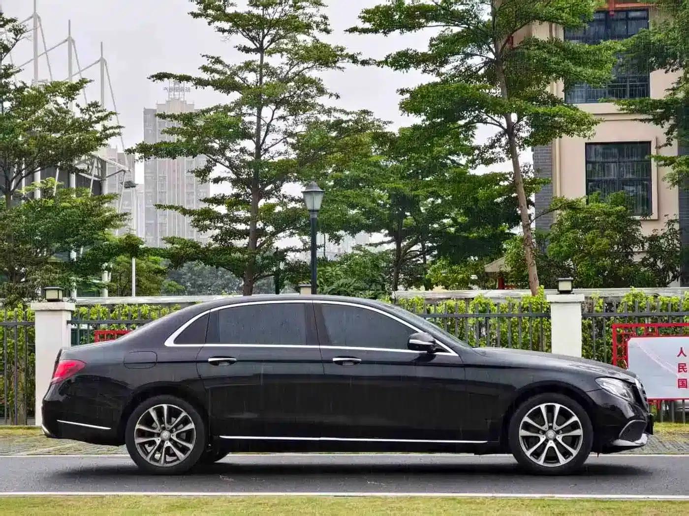 2016 Mercedes-Benz E-Class E 300 L Fashion Edition — миниатюра 8