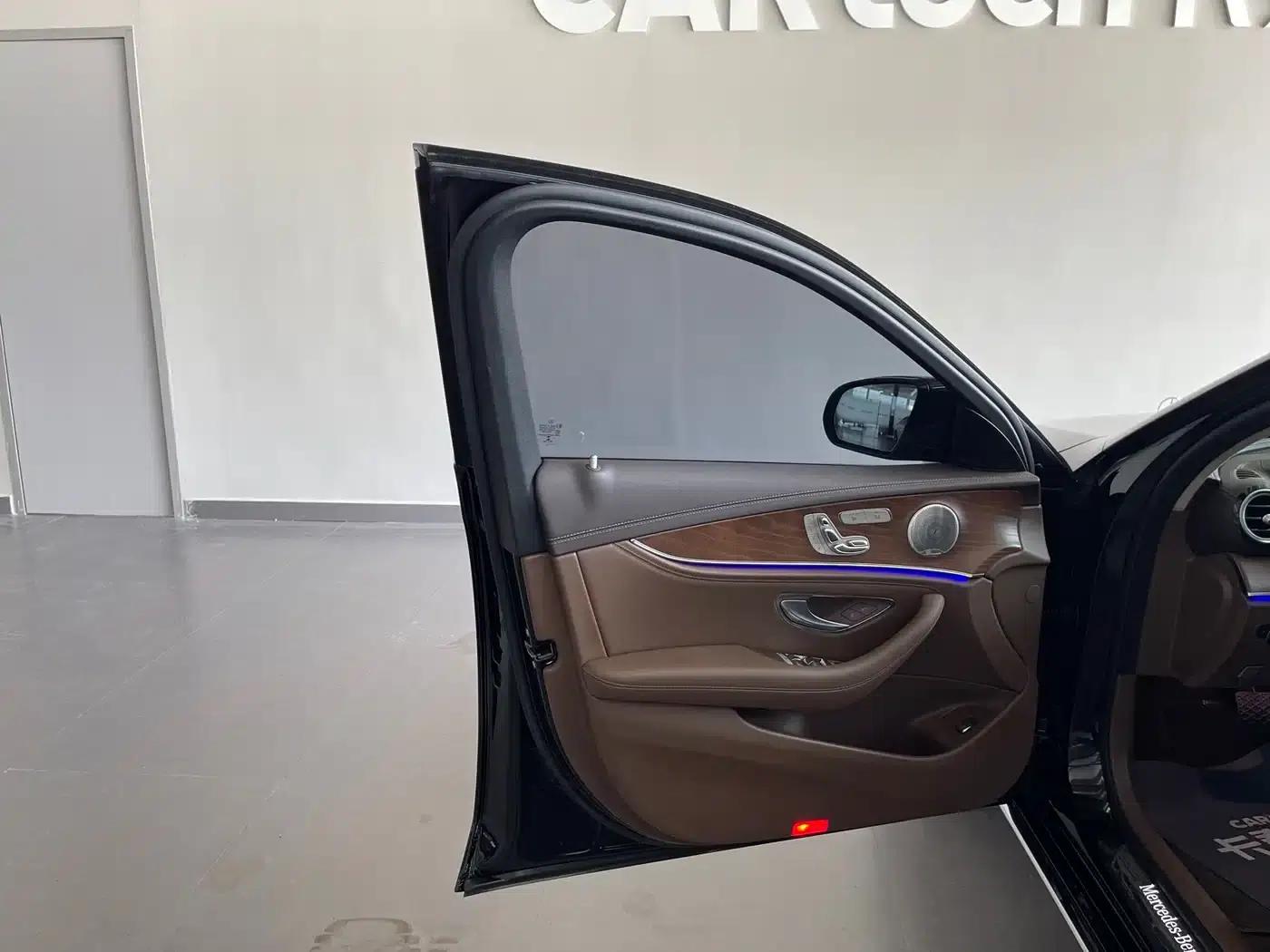 Mercedes-Benz E-Class 2020 E 300 L Luxury — миниатюра 10