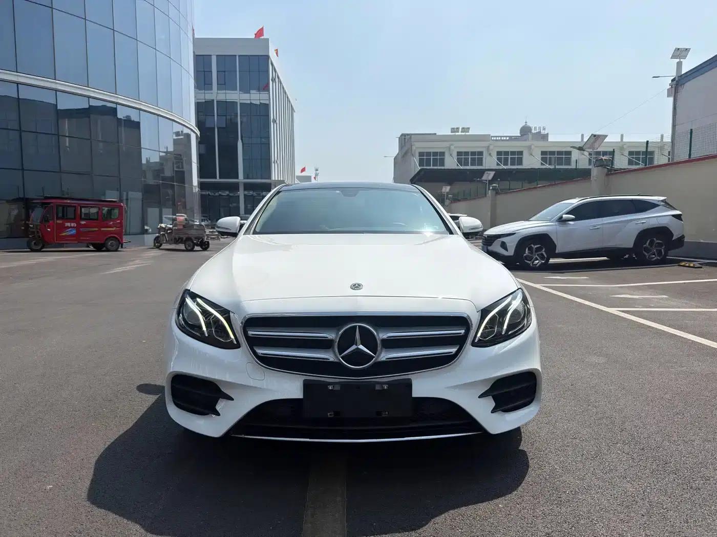 Mercedes-Benz E-Class 2019 Facelift E 300 L Sport Luxury — миниатюра 1