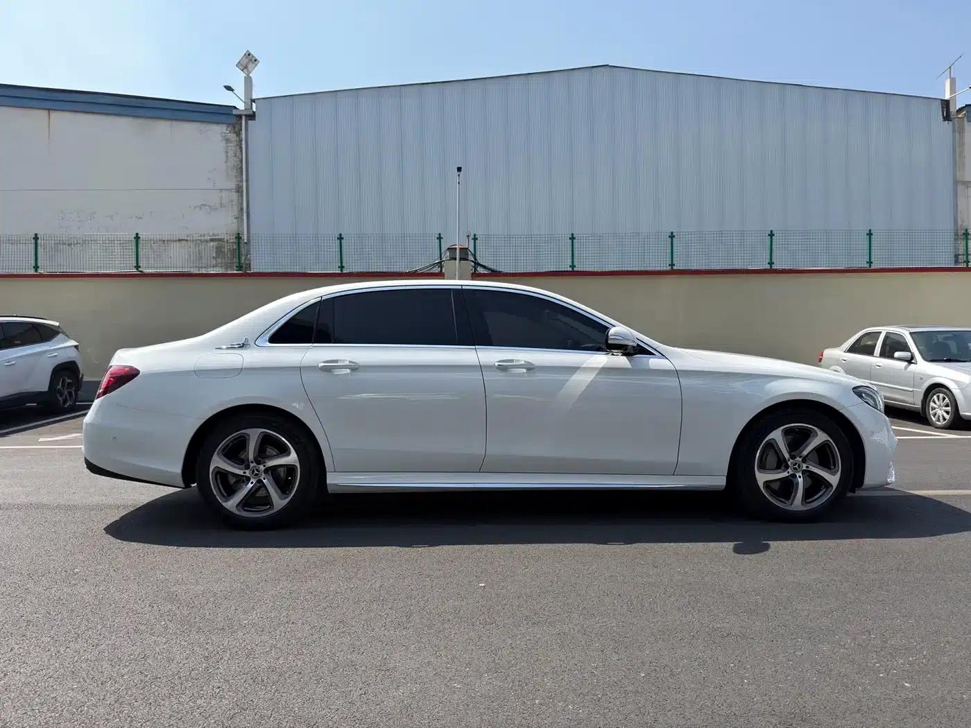 Mercedes-Benz E-Class 2019 Facelift E 300 L Sport Luxury — миниатюра 13