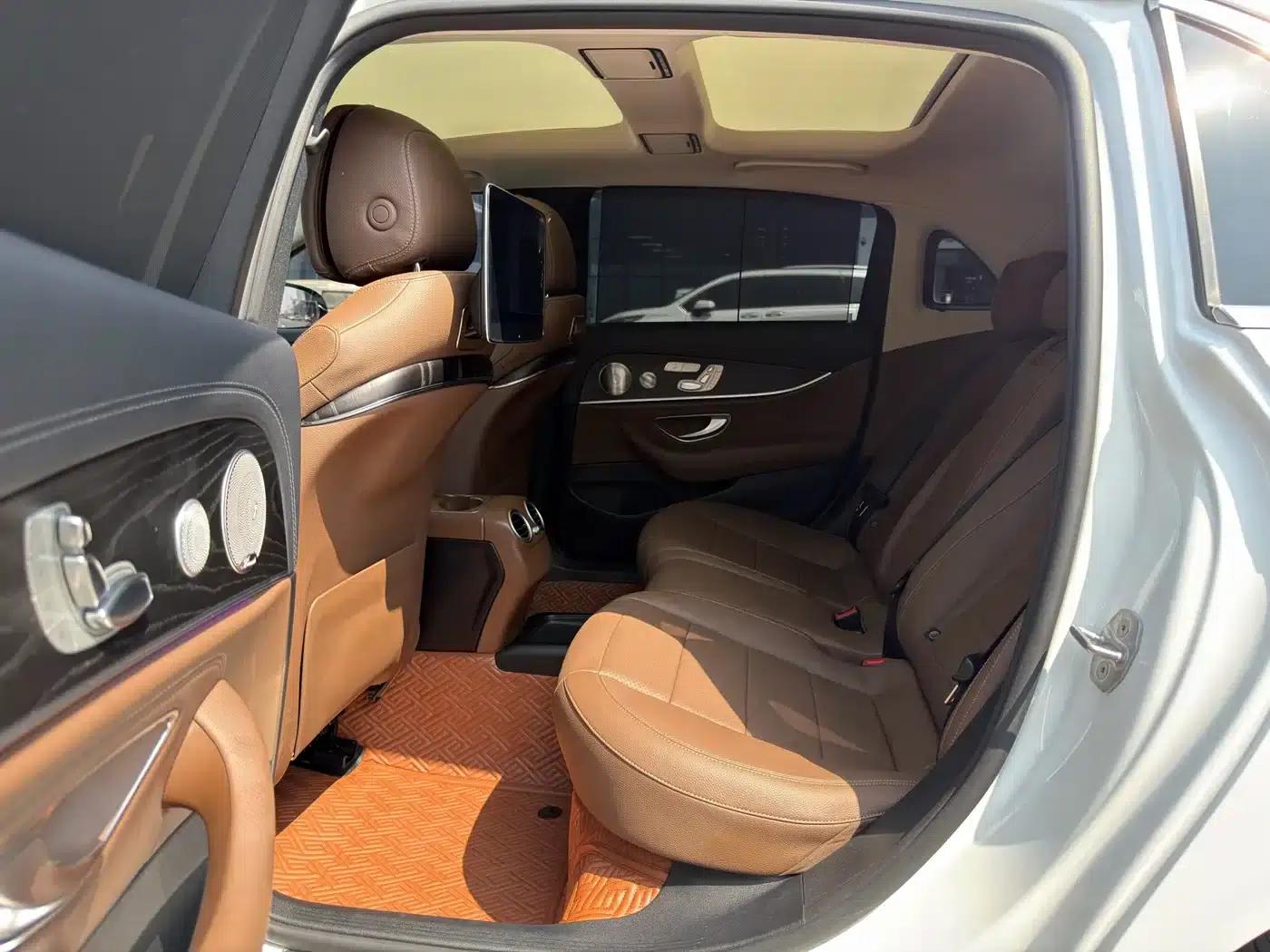Mercedes-Benz E-Class 2019 Facelift E 300 L Sport Luxury — миниатюра 7