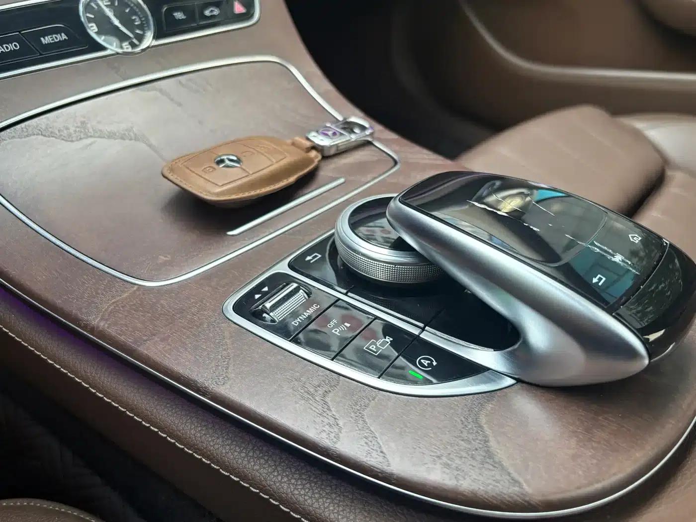 2018 Mercedes-Benz E-Class E 200 L — миниатюра 15