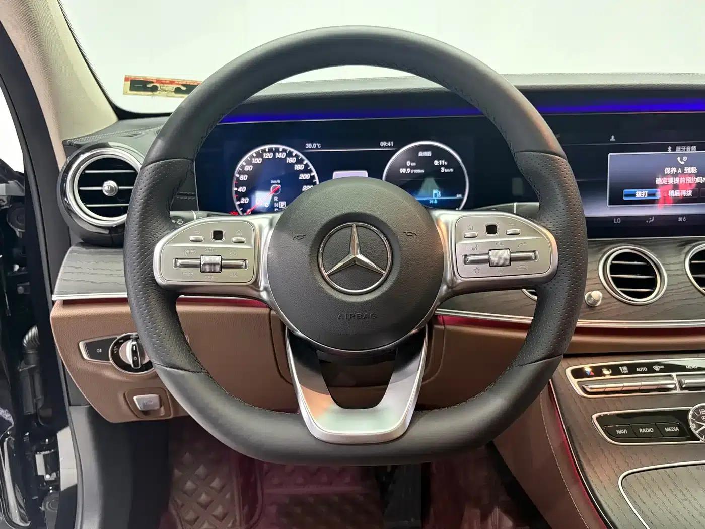 Mercedes-Benz E-Class 2019 E 300 L Sport Luxury — миниатюра 17