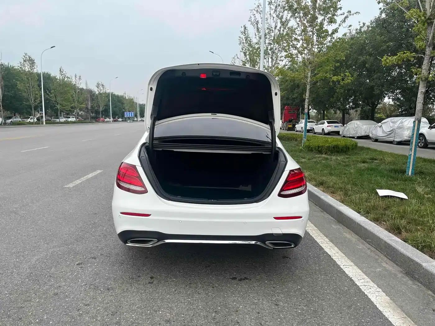 2018 Mercedes-Benz E-Class E 200 L Sport — миниатюра 19