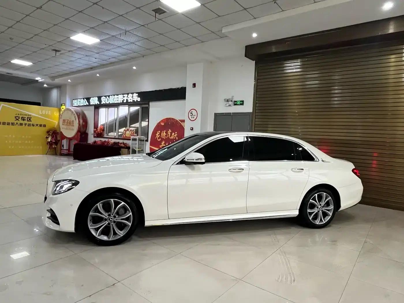 Mercedes-Benz E-Class 2020 E 300 L Sport Style — миниатюра 22