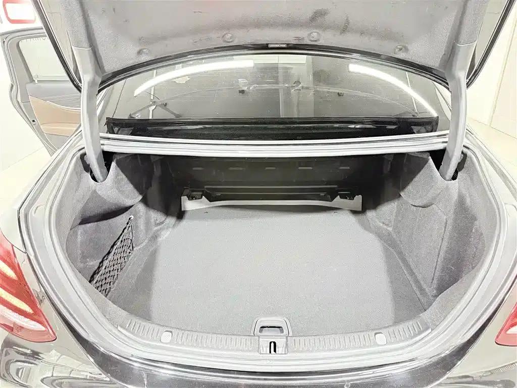 2019 Mercedes-Benz E-Class E 200 L 4MATIC — миниатюра 13