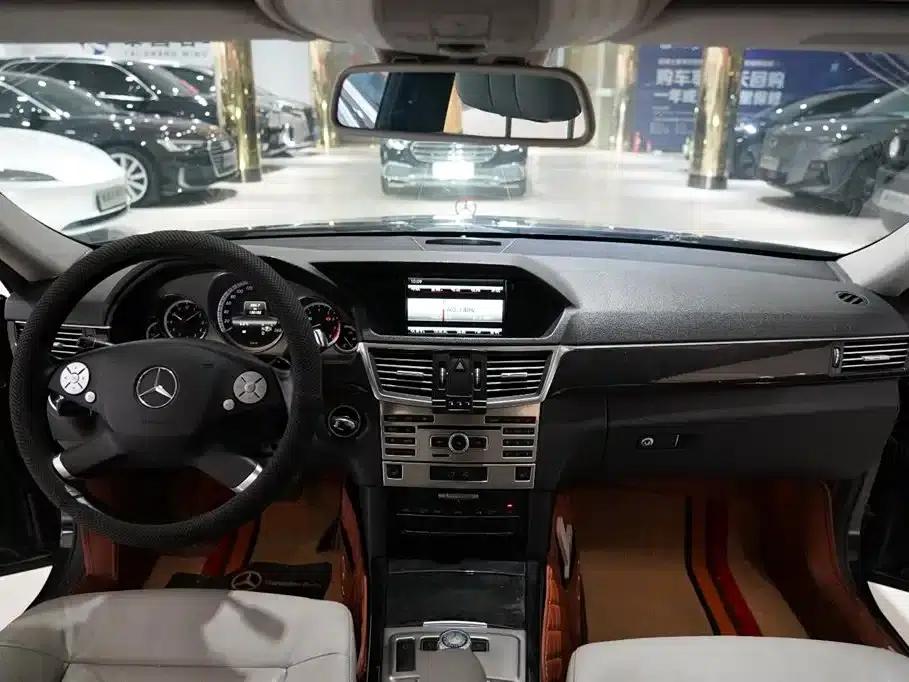 Mercedes-Benz E-Class 2013 E 260 L CGI Fashion Edition — миниатюра 4