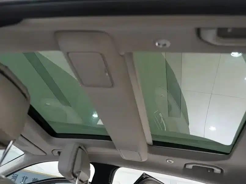 Mercedes-Benz E-Class 2013 E 260 L CGI Fashion Edition — миниатюра 10