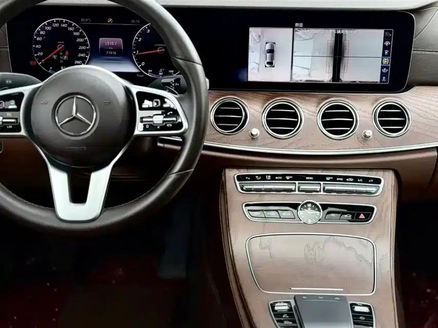 Mercedes-Benz E-Class 2020 E 300 L Fashion Edition — миниатюра 8