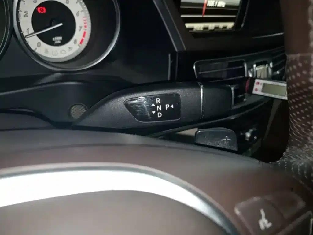 2015 Mercedes-Benz E-Class E 180 L Sport — миниатюра 14