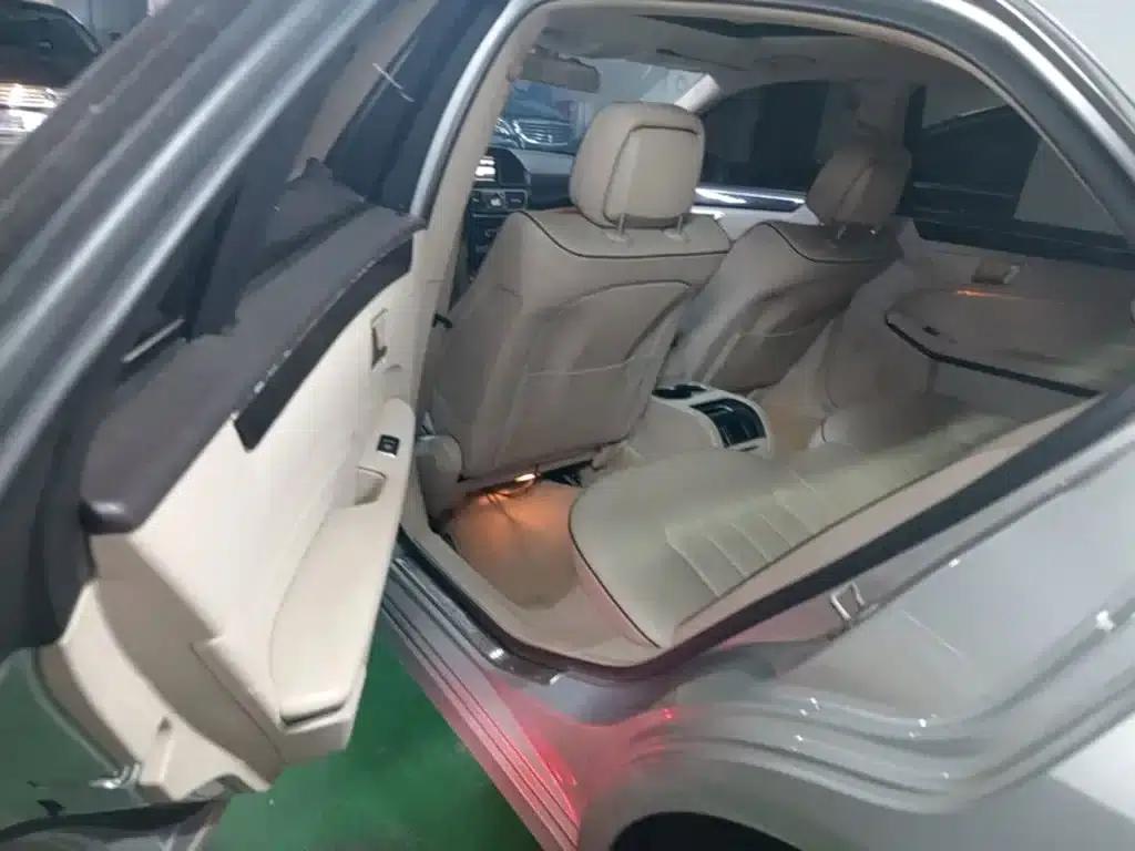 2015 Mercedes-Benz E-Class E 180 L Sport — миниатюра 17