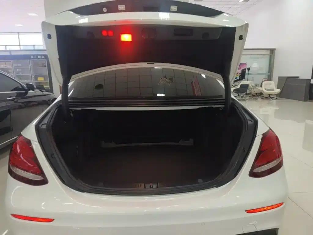 Mercedes-Benz E-Class 2020 E 300 L Sport Style — миниатюра 19