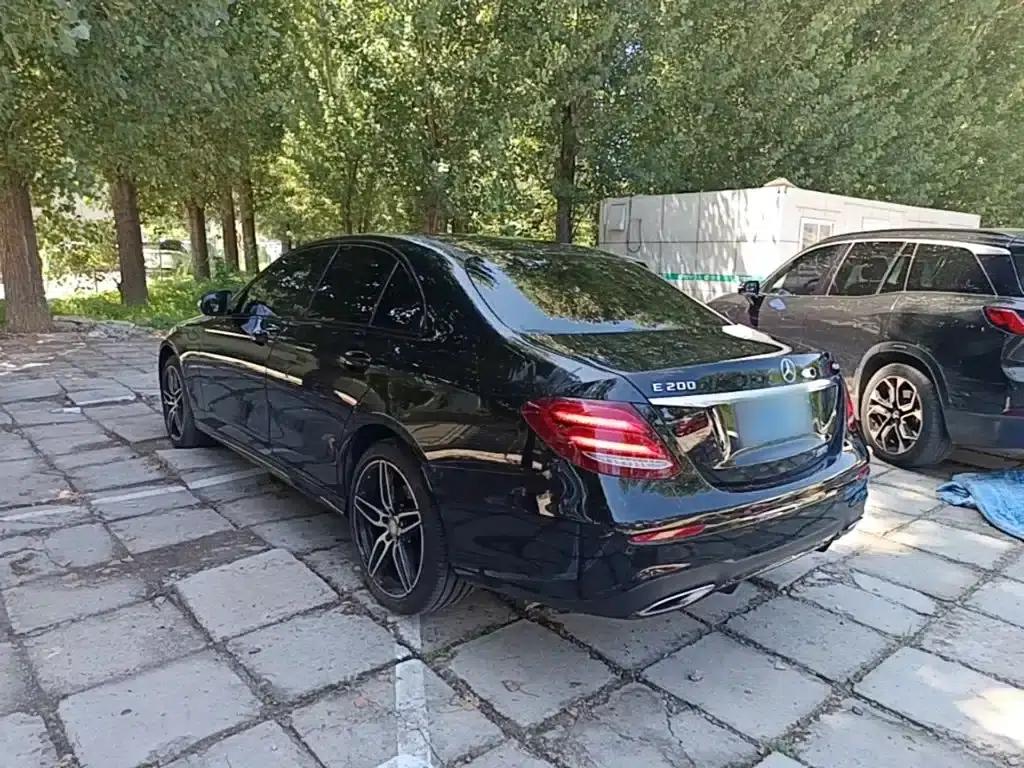 2017 Mercedes-Benz E-Class E 200 Sport 4MATIC — миниатюра 5