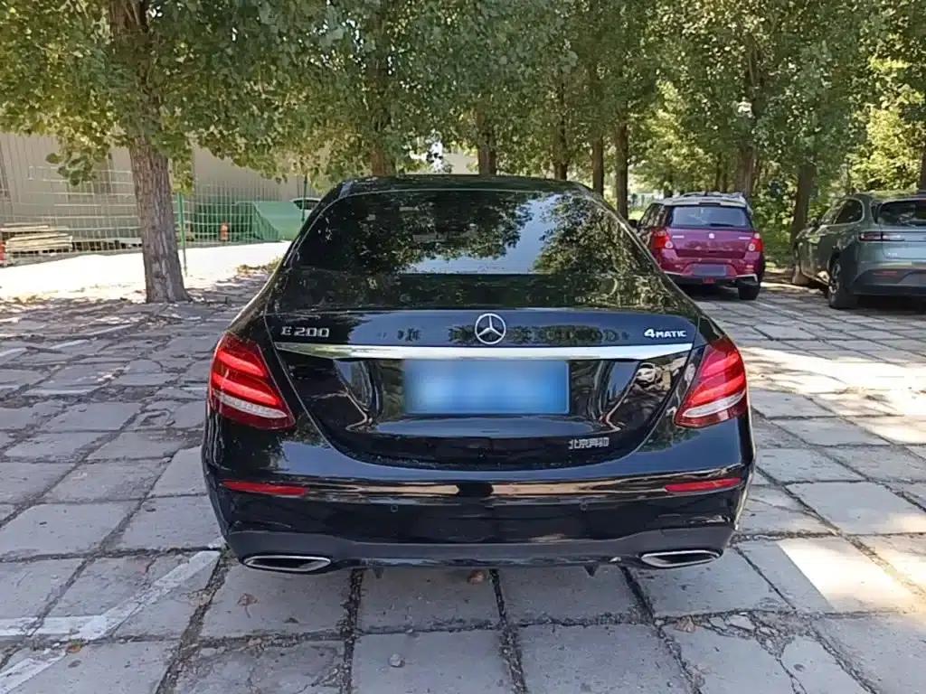2017 Mercedes-Benz E-Class E 200 Sport 4MATIC — миниатюра 6