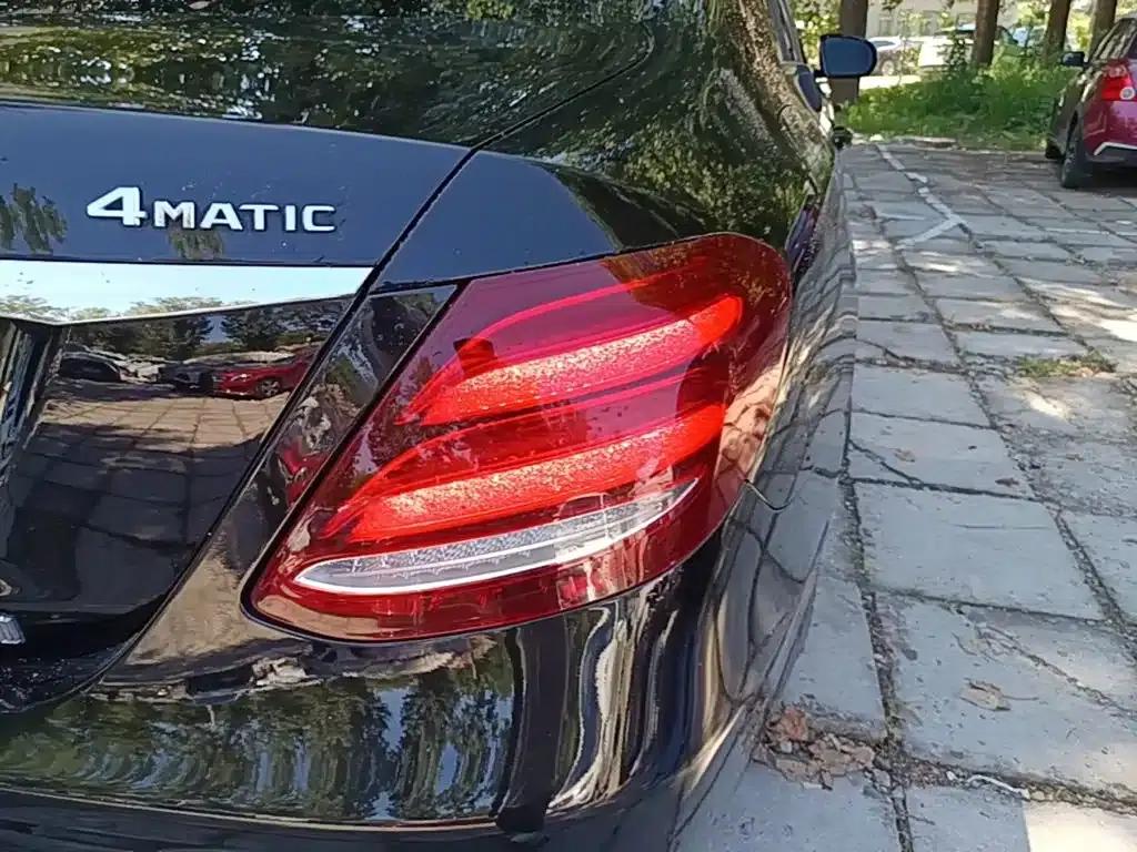 2017 Mercedes-Benz E-Class E 200 Sport 4MATIC — миниатюра 8