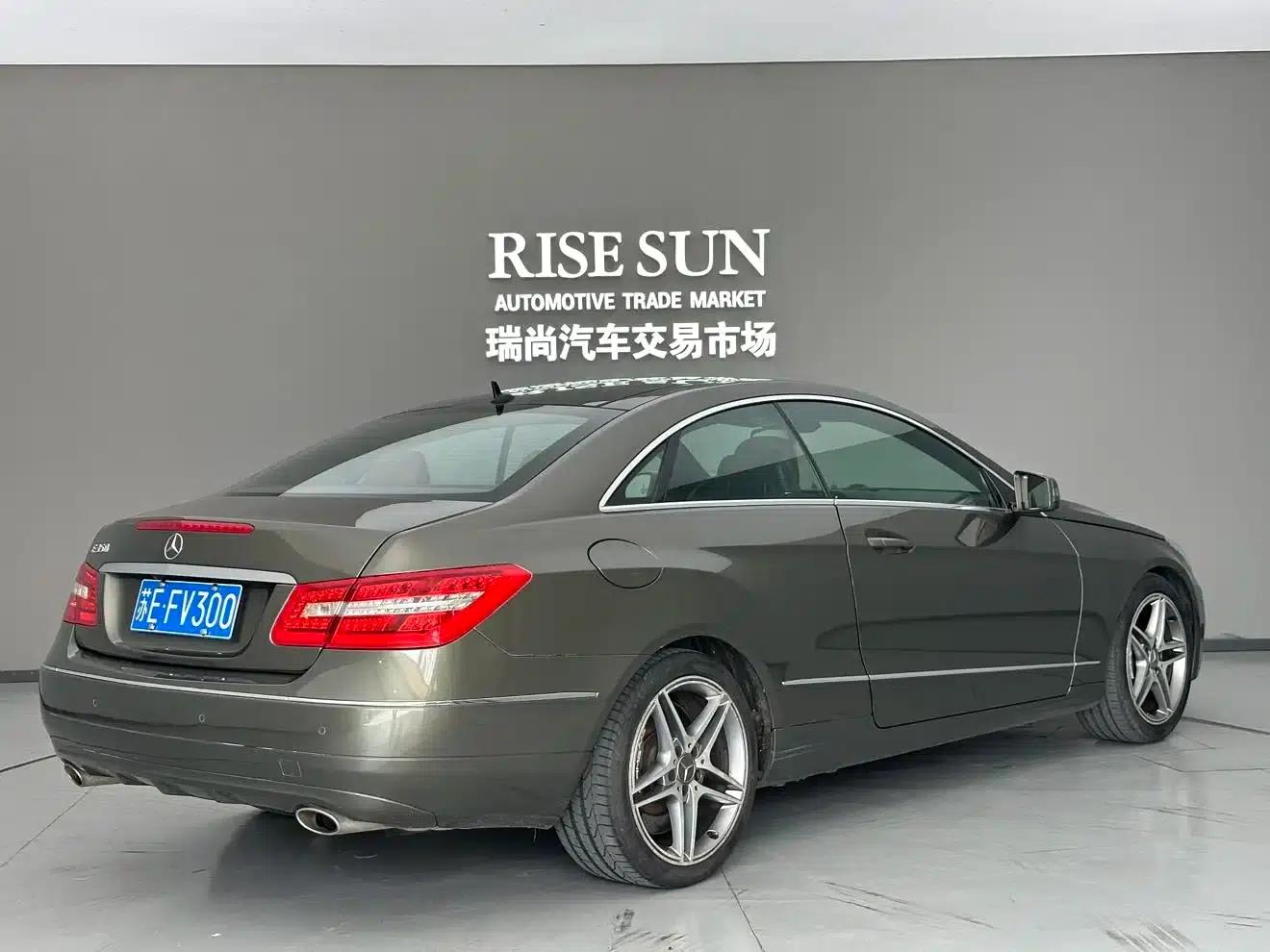 Mercedes-Benz E-Class (Imported) 2009 E 350 Coupe — миниатюра 3