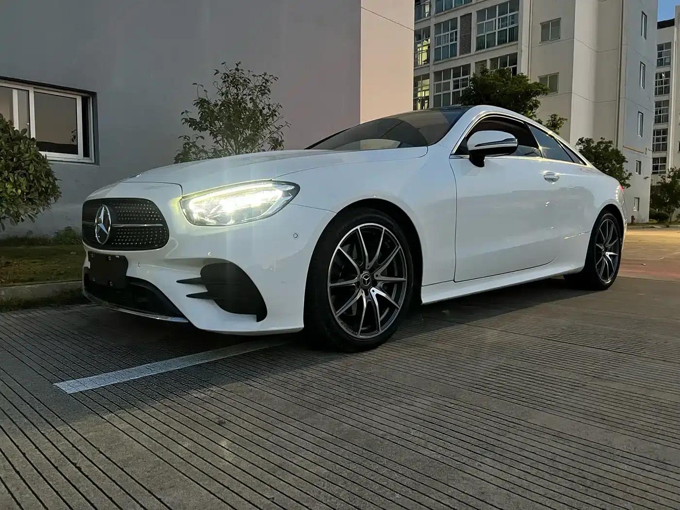 Imported Mercedes-Benz E-Class 2021 E 260 Coupe — миниатюра 1