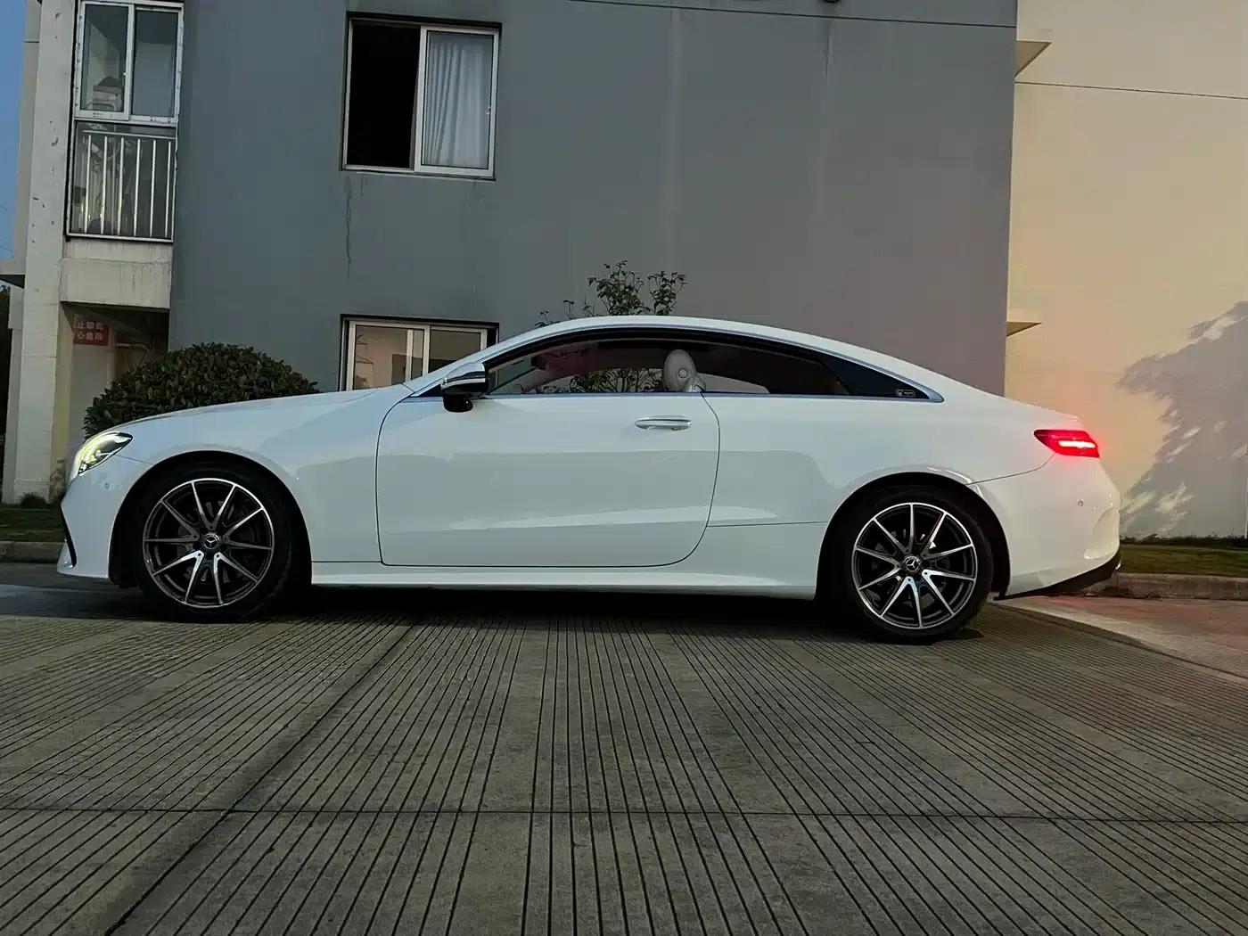 Imported Mercedes-Benz E-Class 2021 E 260 Coupe — миниатюра 3