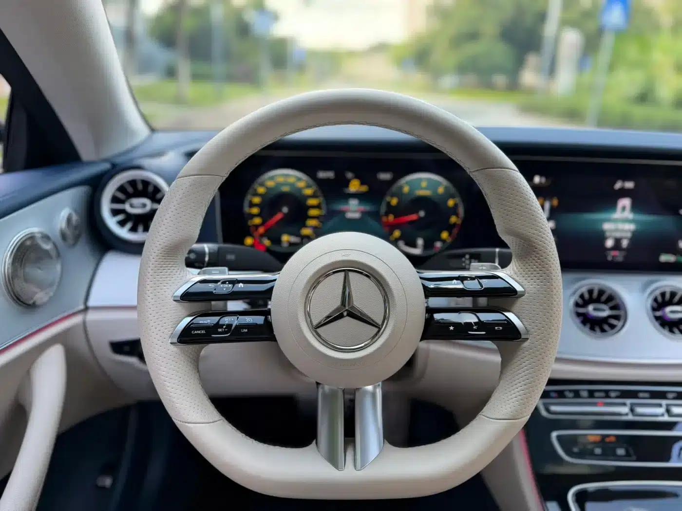 Imported Mercedes-Benz E-Class 2021 Facelift E 260 Coupe — миниатюра 7