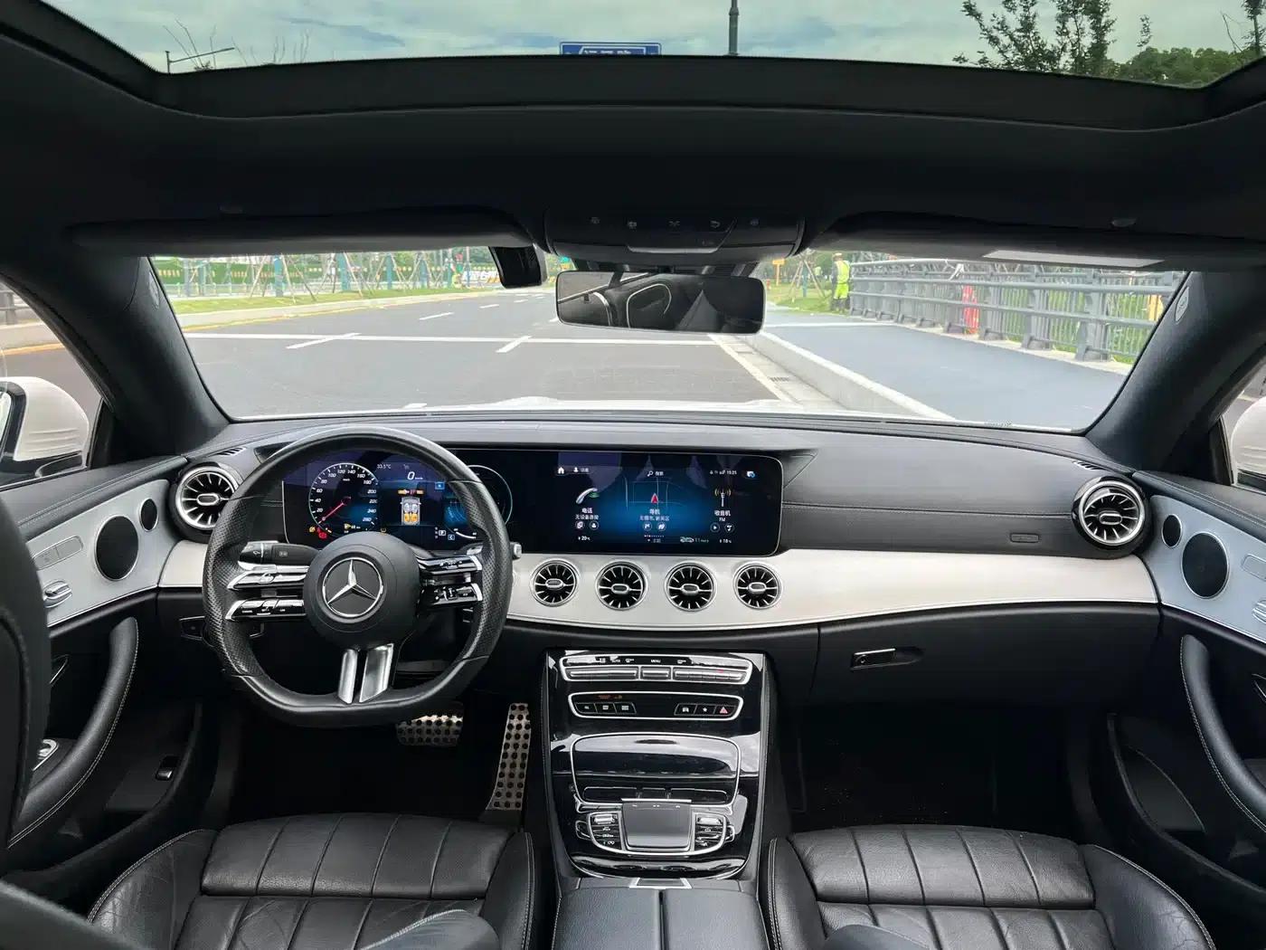Imported Mercedes-Benz E-Class 2021 E 300 Coupe — миниатюра 4