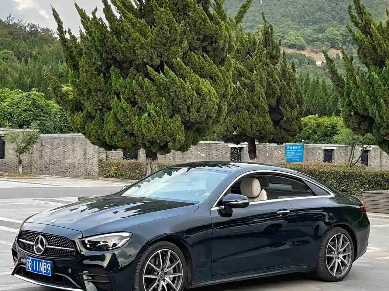 Imported Mercedes-Benz E-Class 2023 E 260 Coupe — миниатюра 1