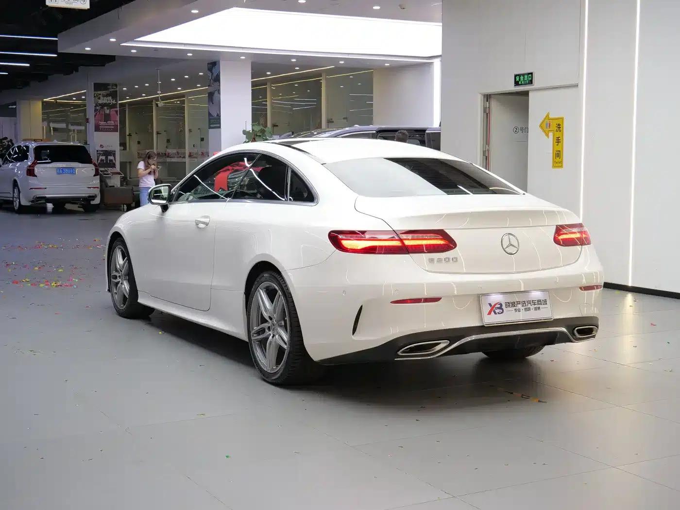 Imported Mercedes-Benz E-Class 2017 E 200 Coupe — миниатюра 5