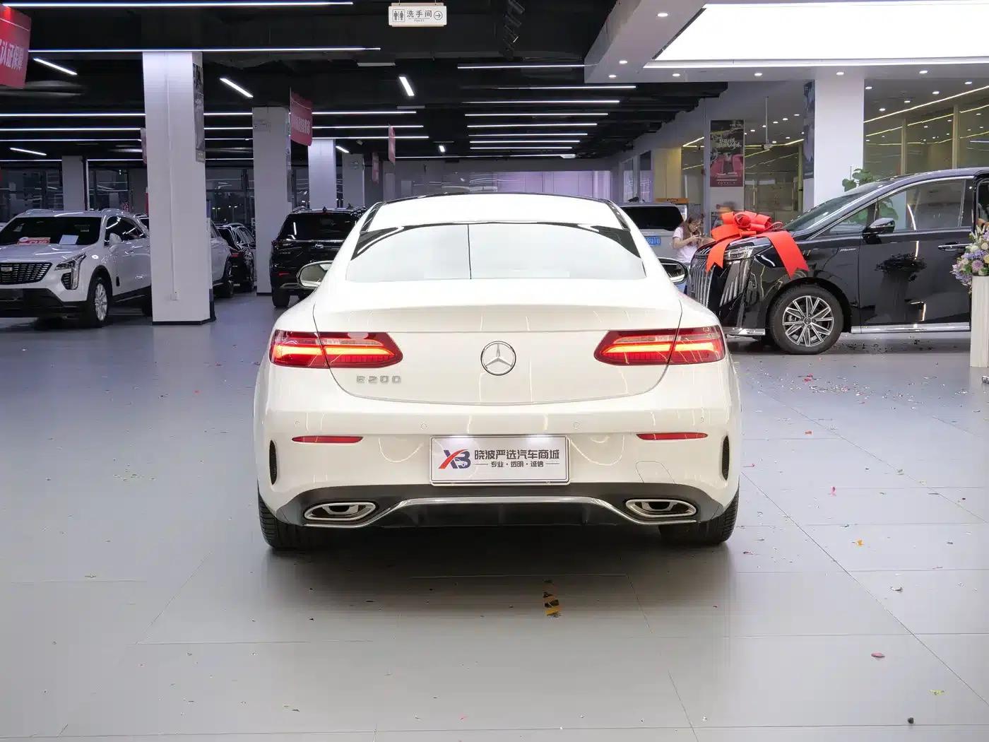 Imported Mercedes-Benz E-Class 2017 E 200 Coupe — миниатюра 7