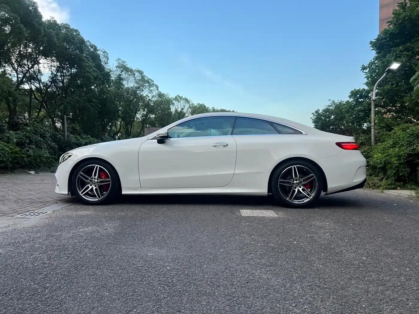 Mercedes-Benz E-Class (Imported) 2020 E 260 Coupe — миниатюра 4