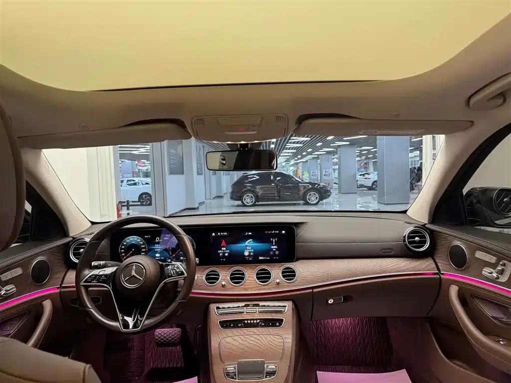 Mercedes-Benz E-Class PHEV 2022 Facelift E 350 e L Plug-in Hybrid Sedan — миниатюра 7