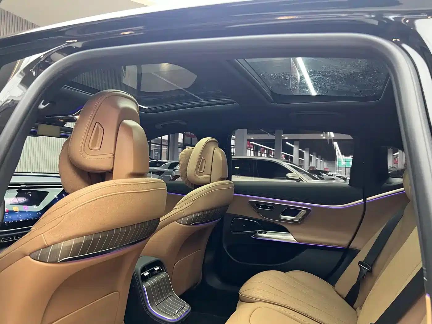 Mercedes-Benz E-Class PHEV 2024 E 350 e L Plug-in Hybrid Sedan — миниатюра 16