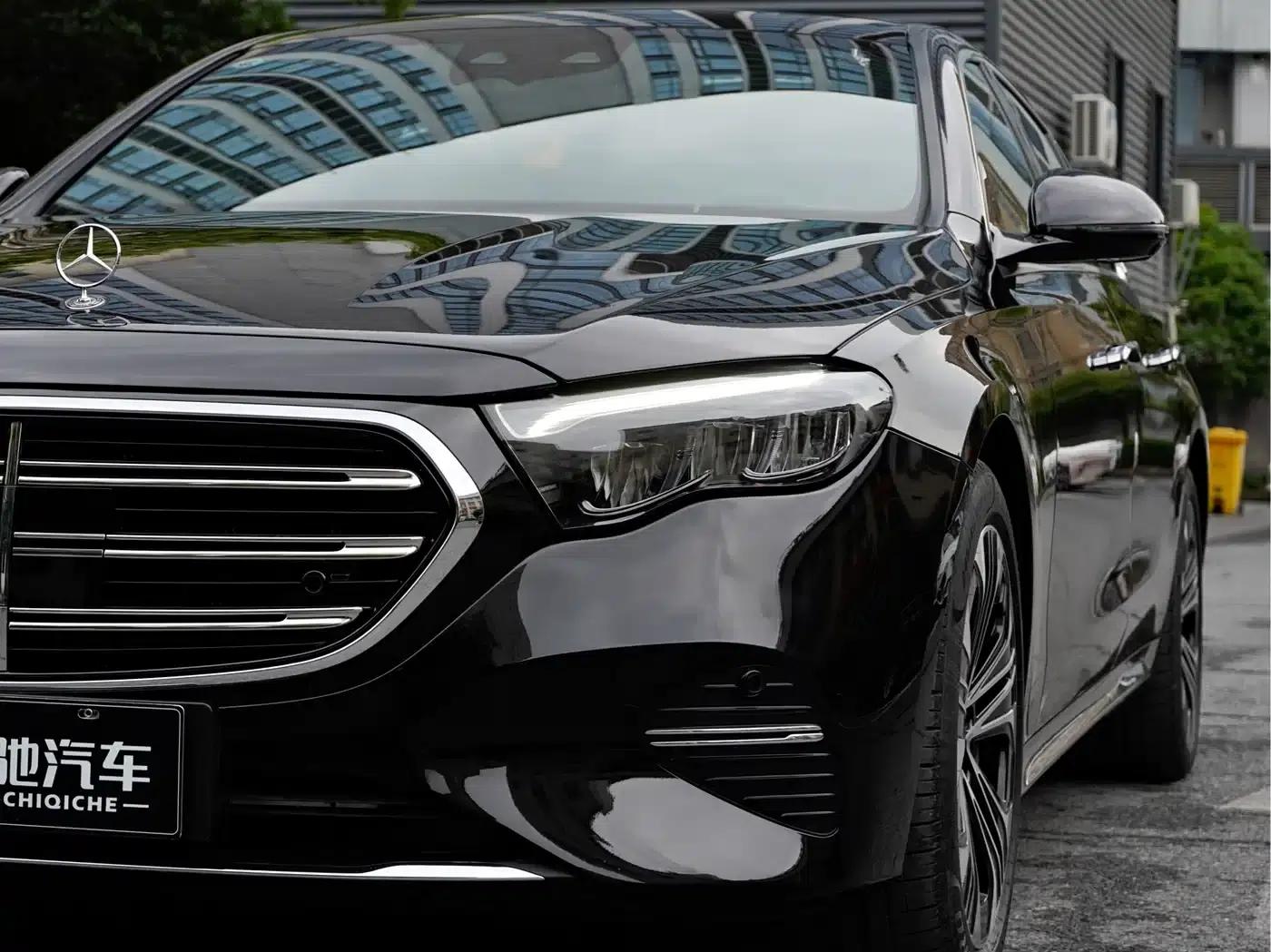 Mercedes-Benz E-Class PHEV 2024 E 350 e L Plug-in Hybrid Sedan — миниатюра 6