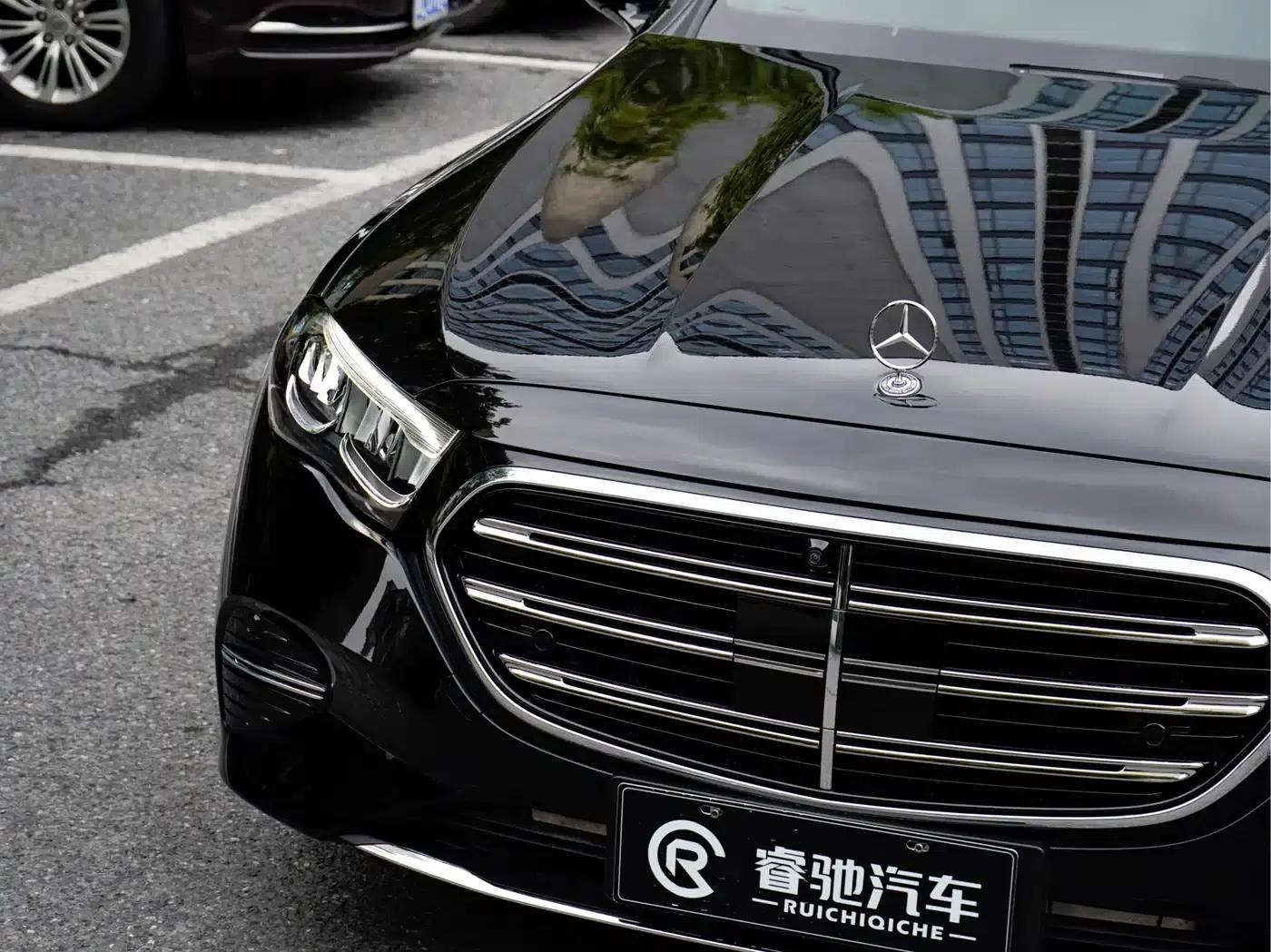 Mercedes-Benz E-Class PHEV 2024 E 350 e L Plug-in Hybrid Sedan — миниатюра 8