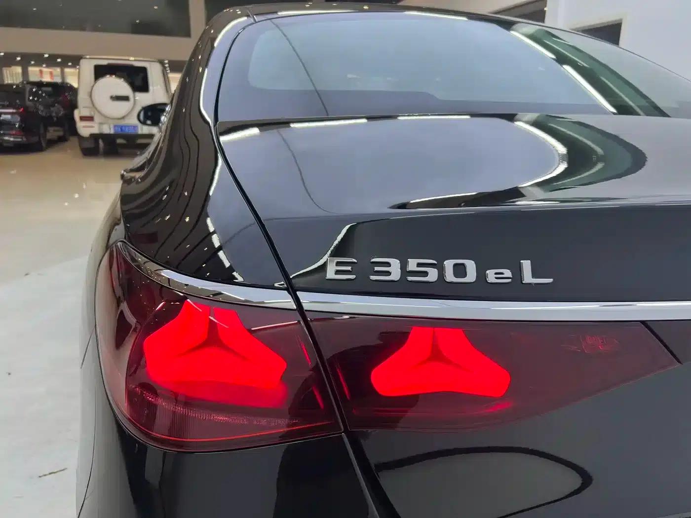 Mercedes-Benz E-Class PHEV 2024 E 350 e L Plug-in Hybrid Sedan — миниатюра 7