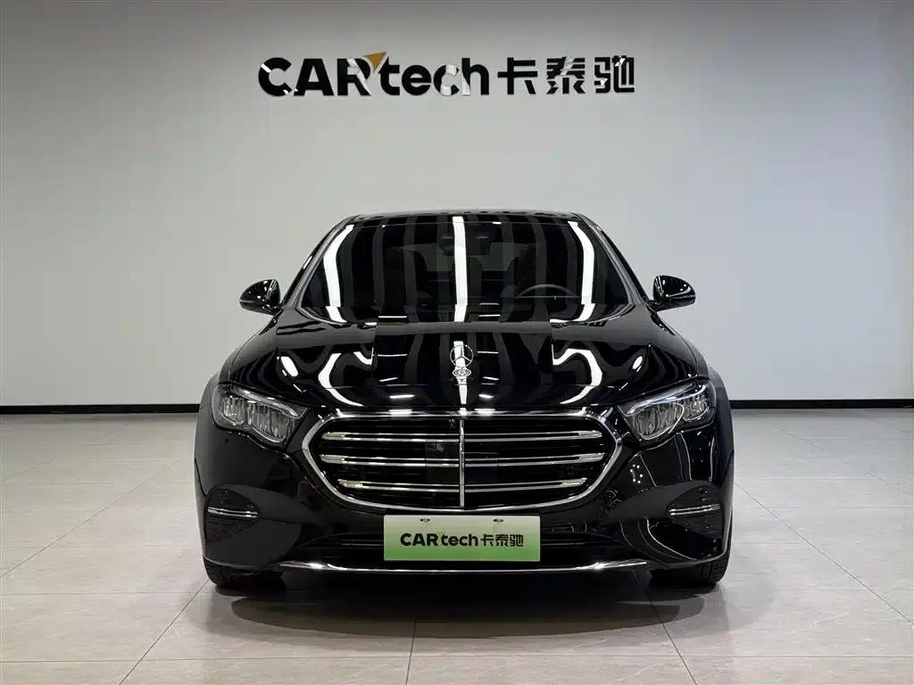 Mercedes-Benz E-Class PHEV 2024 E 350 e L Plug-in Hybrid Sedan — миниатюра 3
