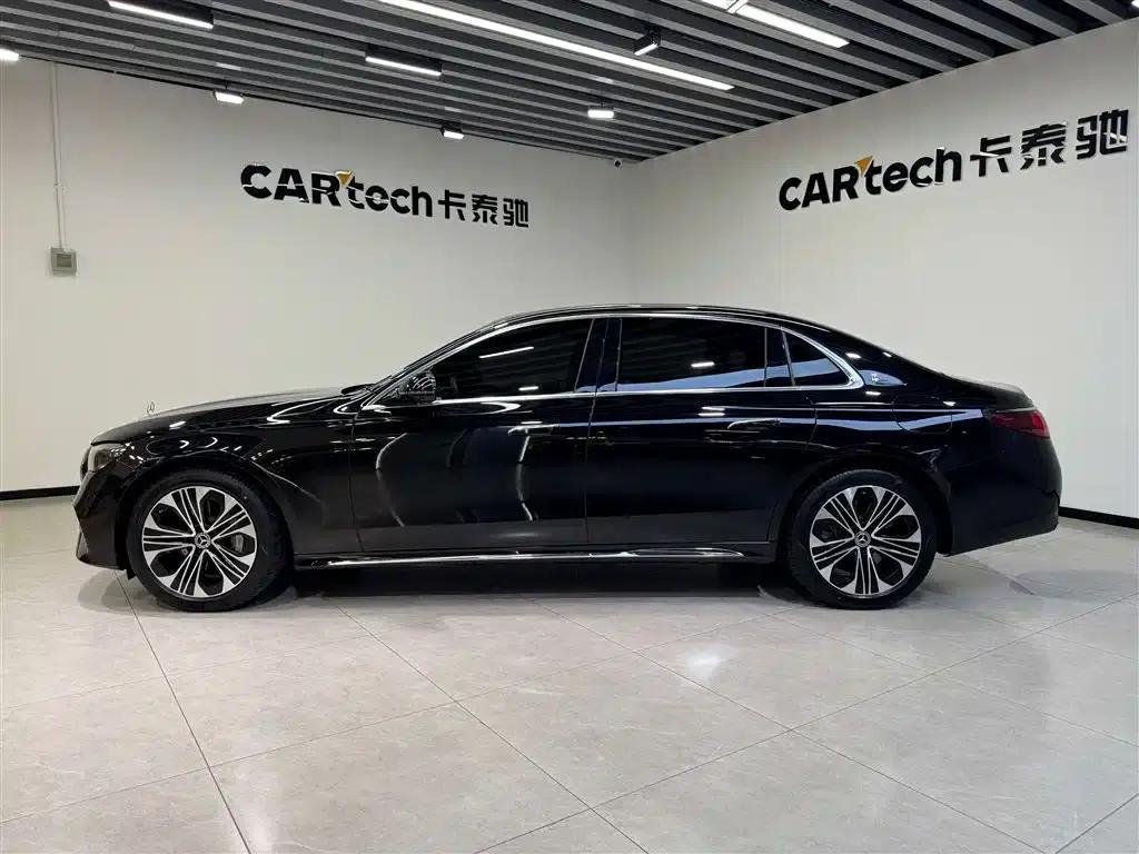 Mercedes-Benz E-Class PHEV 2024 E 350 e L Plug-in Hybrid Sedan — миниатюра 7